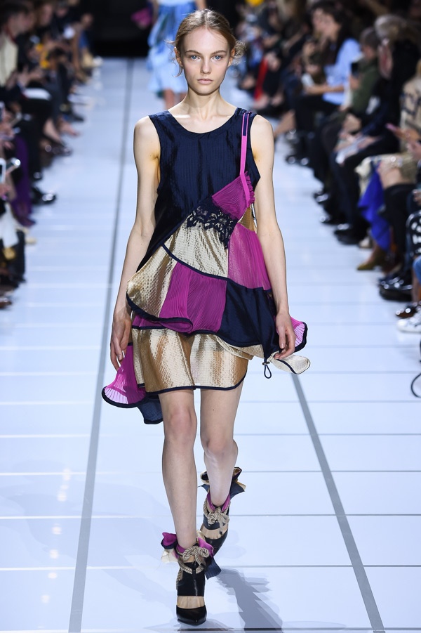 sacai 2018年春夏コレクション - 軽やかに楽しくsacai流ミックスマッチスタイルコピー sacai 2018年春夏コレクション - 軽やかに楽しくsacai流ミックスマッチスタイルコピー