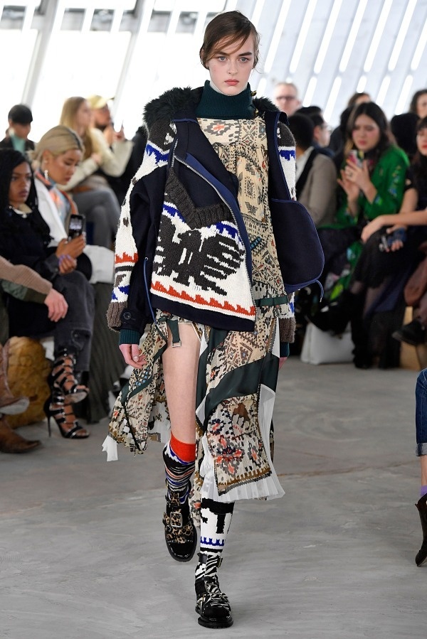 サカイ(sacai) 2018-19年秋冬コレクション - 異なる要素の掛け合いから生まれる力強さコピー サカイ(sacai) 2018-19年秋冬コレクション - 異なる要素の掛け合いから生まれる力強さコピー