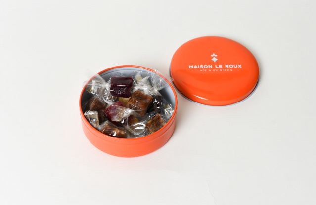 ラデュレのお茶専門ブランド「テ by ラデュレ」ギンザ シックスに、紅茶や塩バターキャラメルなどコピー