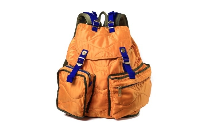 sacai×ポーターのコラボバッグ、“裏返す”ミリタリーテイストのバックパック＆ウェストバッグコピー