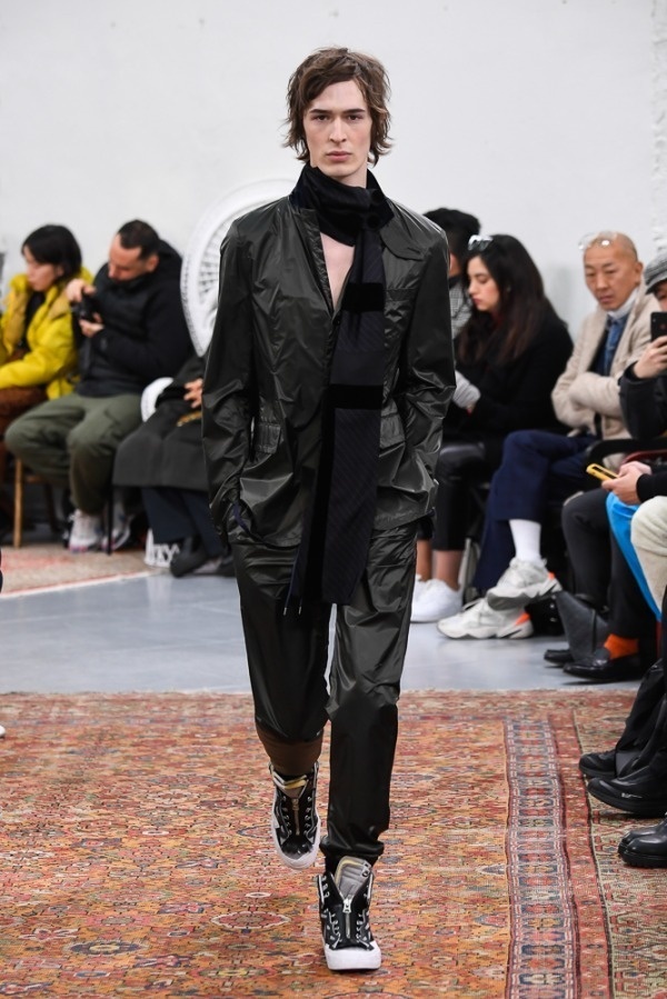 サカイ マン 2019年秋冬コレクション - ハイブリッドが創生する“sacai"という世界コピー サカイ マン 2019年秋冬コレクション - ハイブリッドが創生する“sacai"という世界コピー