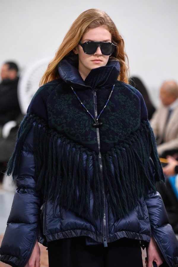 sacai 2019年プレフォールコレクション、“メルティングポット”の概念をハイブリッドで表現コピー sacai 2019年プレフォールコレクション、“メルティングポット”の概念をハイブリッドで表現コピー