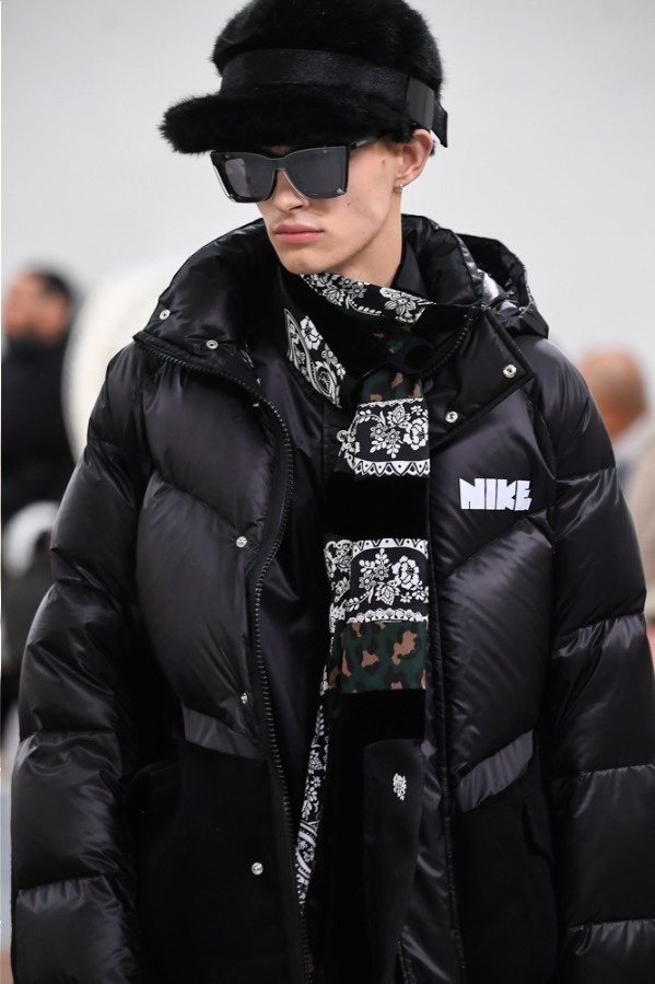 sacai×ナイキの第2弾、人気モデルを合体したハイブリッドスニーカーやダウンコートを展開コピー