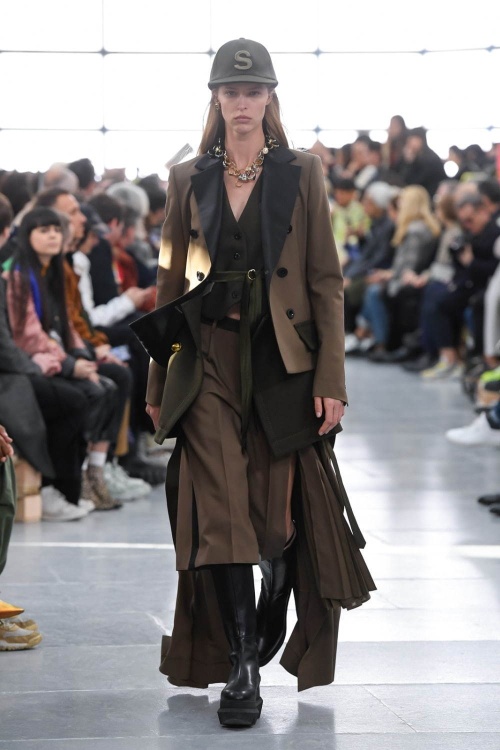 sacai 2020年プレフォールコレクション - パンツスーツから組み立てた女性服とは?コピー sacai 2020年プレフォールコレクション - パンツスーツから組み立てた女性服とは?コピー