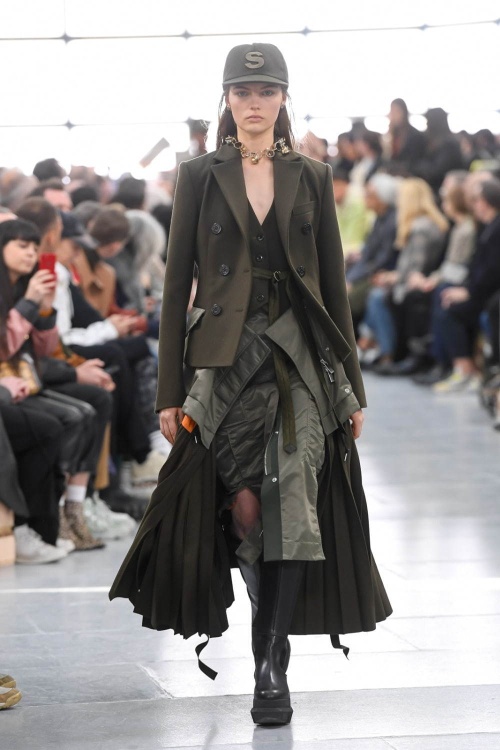sacai 2020年プレフォールコレクション - パンツスーツから組み立てた女性服とは?コピー sacai 2020年プレフォールコレクション - パンツスーツから組み立てた女性服とは?コピー