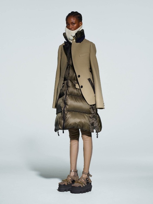 sacai 2021年プレフォールウィメンズコレクション、“ハイブリッド”が生み出す対比と均衡コピー sacai 2021年プレフォールウィメンズコレクション、“ハイブリッド”が生み出す対比と均衡コピー