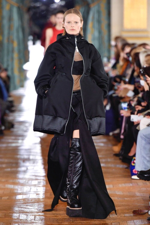 sacai 22-23年秋冬コレクション - 探究の末、辿り着いたものコピー sacai 22-23年秋冬コレクション - 探究の末、辿り着いたものコピー