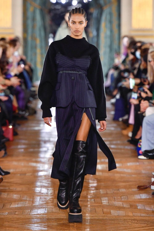 sacai 22-23年秋冬コレクション - 探究の末、辿り着いたものコピー sacai 22-23年秋冬コレクション - 探究の末、辿り着いたものコピー