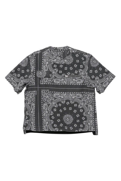 sacai×ゲットー ガストロのカフェユニフォームが発売、バンダナ柄のエプロン&パンツなどコピー sacai×ゲットー ガストロのカフェユニフォームが発売、バンダナ柄のエプロン&パンツなどコピー