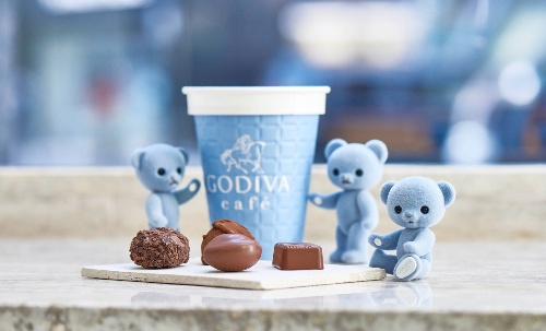 ゴディバカフェからブルーカラーの限定ハニーベア、表情異なる全3種コピー ゴディバカフェからブルーカラーの限定ハニーベア、表情異なる全3種コピー