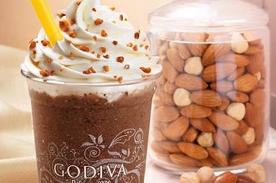 ゴディバの人気チョコレートドリンクから「ショコリキサー ミルクチョコレート ナッツ」が限定発売