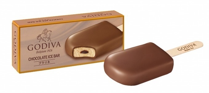 ゴディバ、大人のチョコレートアイスバーに新作「プラリネ」全国のコンビニで発売コピー