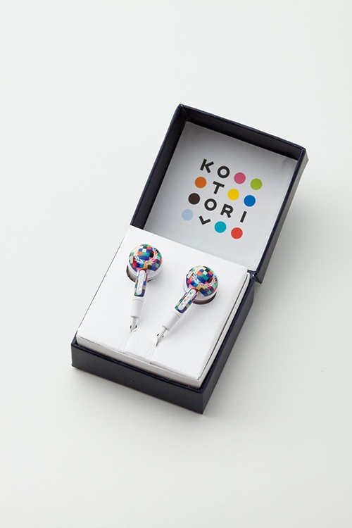 フレッドペリー×KOTORI、レコードグラフィック＆ローレルマークのイヤフォン登場コピー