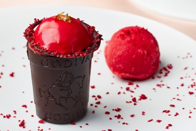 「アトリエ ドゥ ゴディバ」バレンタイン限定スイーツ - チョコ×ラズベリームースやイチゴタルト