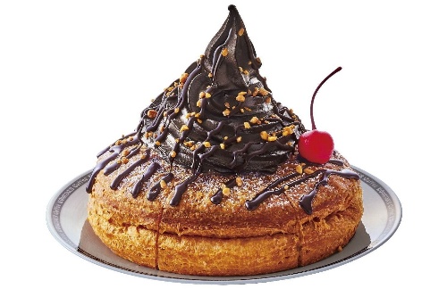 コメダ珈琲店×ゴディバの限定「ショコラノワール」濃厚チョコソフト＆あつあつデニッシュ