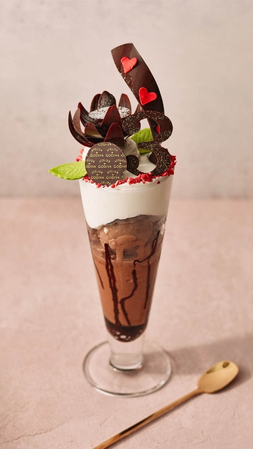 アトリエ ドゥ ゴディバ“チョコづくし”の豪華パフェ、西武池袋本店限定でコピー アトリエ ドゥ ゴディバ“チョコづくし”の豪華パフェ、西武池袋本店限定でコピー