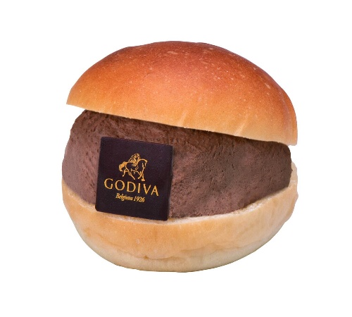 ゴディバ オリジナルスイーツの期間限定ストアが東京駅一番街に、バスクチーズケーキやマリトッツォコピー ゴディバ オリジナルスイーツの期間限定ストアが東京駅一番街に、バスクチーズケーキやマリトッツォコピー