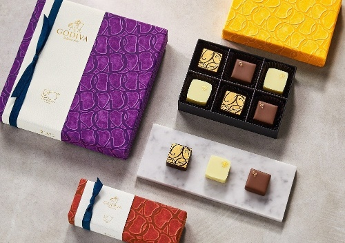 ゴディバ「別格」チョコレートアソート、あまおう苺&濃厚ピスタチオや石垣島マンゴーのショコラコピー ゴディバ「別格」チョコレートアソート、あまおう苺&濃厚ピスタチオや石垣島マンゴーのショコラコピー