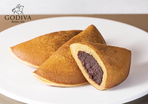 ゴディバの限定スイーツ「御挟餅 チョコレート」羽二重餅のもっちり生地×カカオ香るチョコレート餡コピー ゴディバの限定スイーツ「御挟餅 チョコレート」羽二重餅のもっちり生地×カカオ香るチョコレート餡コピー
