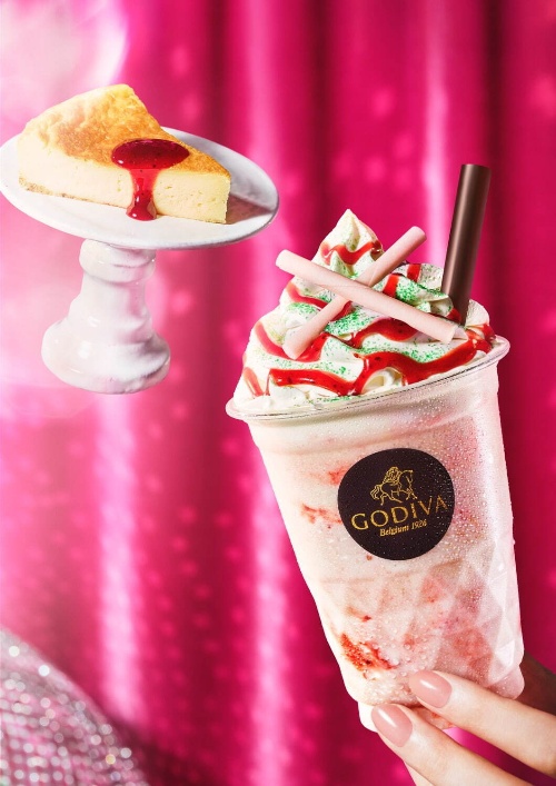 ゴディバ新作「ショコリキサー バニラストロベリーチーズケーキ」あまおう苺のチョコをトッピングコピー ゴディバ新作「ショコリキサー バニラストロベリーチーズケーキ」あまおう苺のチョコをトッピングコピー