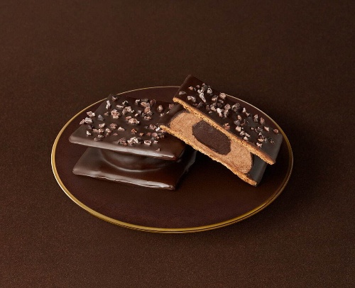 ローソンの“ゴディバ監修”新作チョコスイーツ、ほろ苦チョコサンド&ねっとり食感のテリーヌコピー ローソンの“ゴディバ監修”新作チョコスイーツ、ほろ苦チョコサンド&ねっとり食感のテリーヌコピー