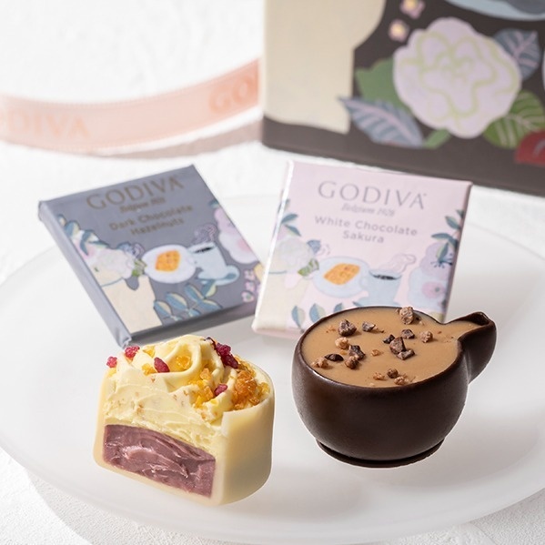 ゴディバの23年ホワイトデー限定チョコレート「ゴディバ カフェ」のスイーツやドリンクを表現コピー ゴディバの23年ホワイトデー限定チョコレート「ゴディバ カフェ」のスイーツやドリンクを表現コピー