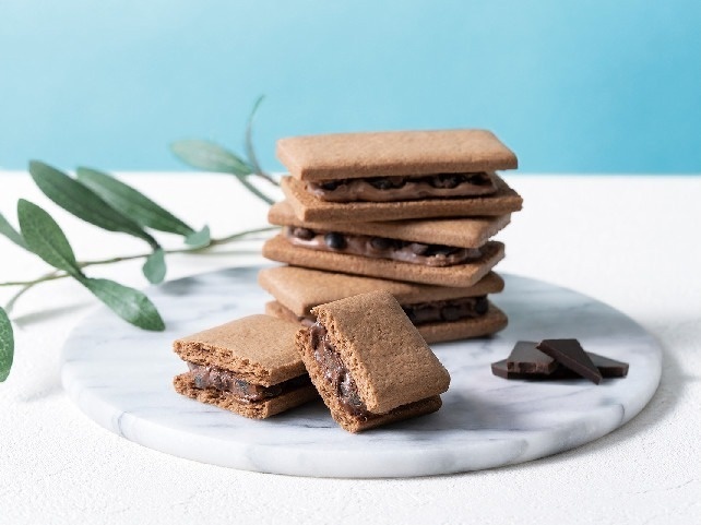 ゴディバから濃厚チョコレートの「オリーブ・サンド」小金井の人気フレンチ「TERAKOYA」とコラボコピー ゴディバから濃厚チョコレートの「オリーブ・サンド」小金井の人気フレンチ「TERAKOYA」とコラボコピー