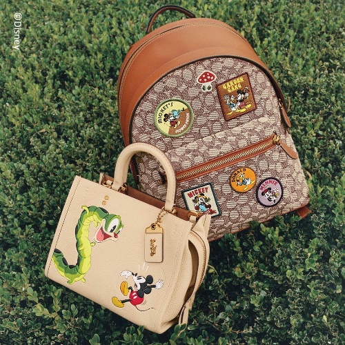 コーチ「ディズニー」自然テーマの“ミッキーマウス”パッチ付きバッグ&刺繍入りジャケットコピー コーチ「ディズニー」自然テーマの“ミッキーマウス”パッチ付きバッグ&刺繍入りジャケットコピー