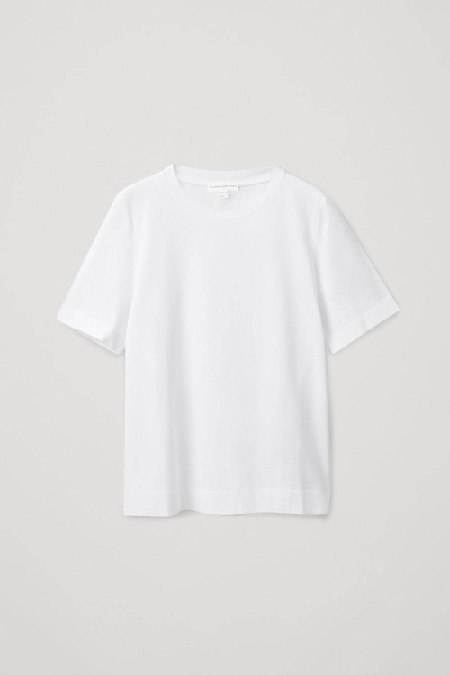 COS“白T”に特化したコレクション「ホワイト Tシャツ プロジェクト」メンズ&ウィメンズ全7型コピー COS“白T”に特化したコレクション「ホワイト Tシャツ プロジェクト」メンズ&ウィメンズ全7型コピー
