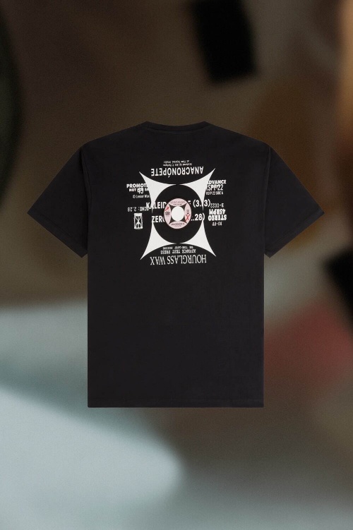フレッドペリー×ラフ・シモンズ“ソウルのレコードレーベル”着想のグラフィック入りTシャツなどコピー フレッドペリー×ラフ・シモンズ“ソウルのレコードレーベル”着想のグラフィック入りTシャツなどコピー