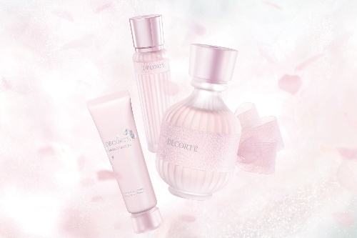 コスメデコルテ“着物”着想フレグランスに「桜の香り」淡いピンクの香水ボトル＆帯リボン付き