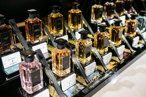 ゲラン「ラール エ ラ マティエール」アート着想の“至高”のフレグランスが全17種へリニューアルコピー ゲラン「ラール エ ラ マティエール」アート着想の“至高”のフレグランスが全17種へリニューアルコピー