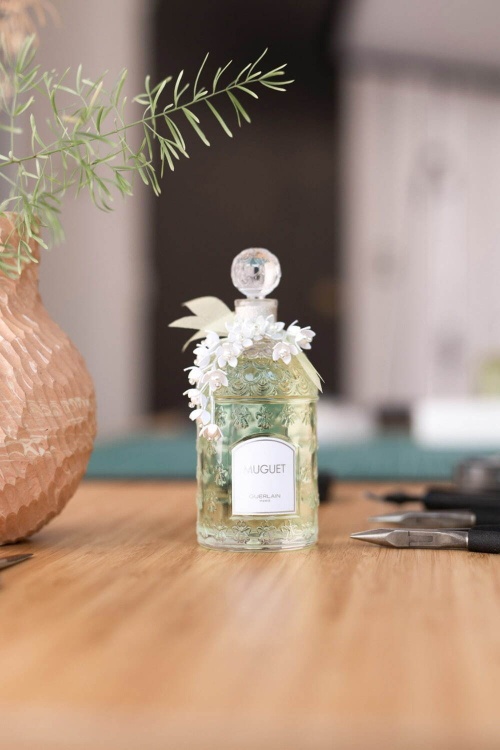 ゲラン“スズラン”の限定フレグランス「ミュゲ」スズランの“満開の花”が広がるデザインボトルコピー ゲラン“スズラン”の限定フレグランス「ミュゲ」スズランの“満開の花”が広がるデザインボトルコピー