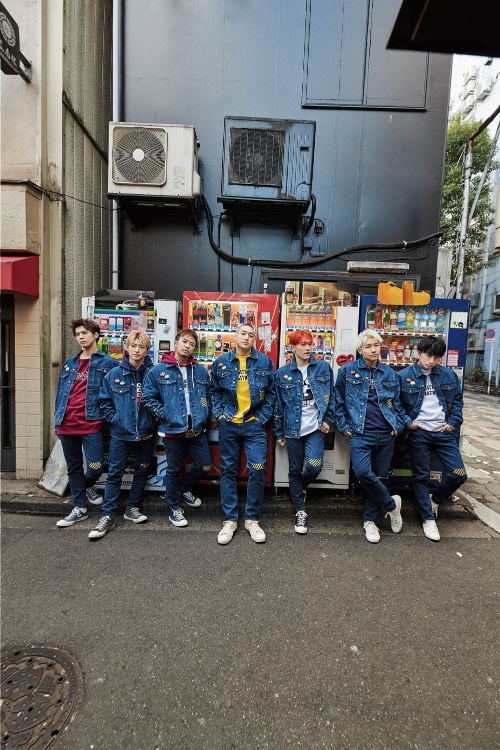 GENERATIONS × GUESS第2弾、Tシャツやジャケットなどを発売コピー