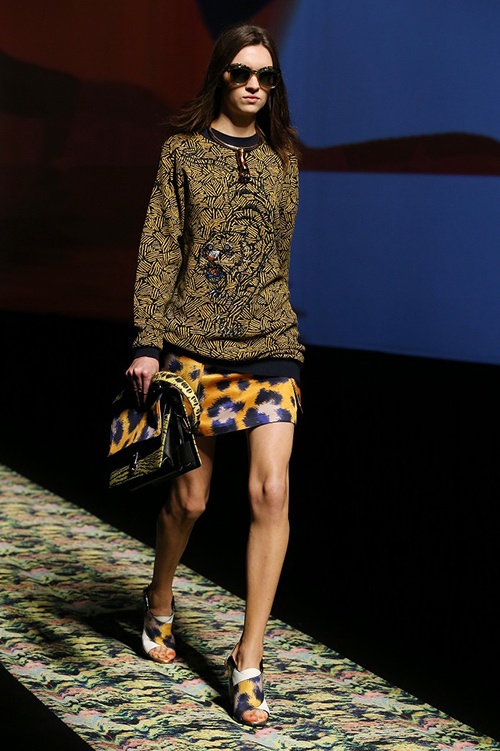 ケンゾー(KENZO) 2013年春夏コレクション - ジャングルの活気を都会のルックに落とし込んでコピー