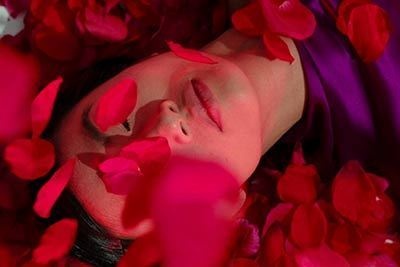 ファッション界を席巻！新星映像ディレクター、リサ・パクレに注目