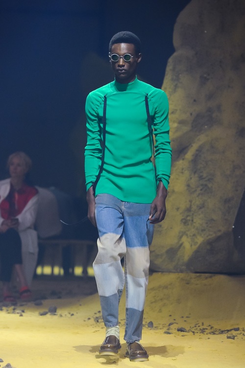 ケンゾー(KENZO) 2016年春夏コレクション - 見知らぬ場所を歩き旅するための服コピー