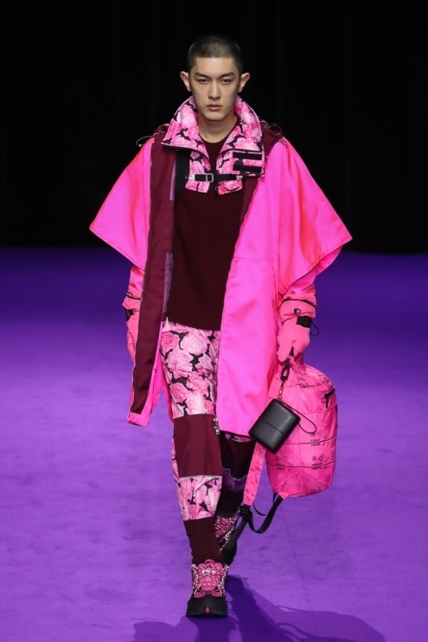 ケンゾー 2019年秋冬メンズコレクション、南米の地に行きついた“探検家”たちが生み出す色コピー ケンゾー 2019年秋冬メンズコレクション、南米の地に行きついた“探検家”たちが生み出す色コピー