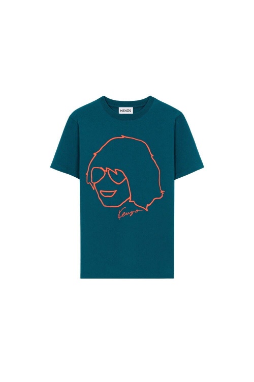 ケンゾー"高田賢三の似顔絵"を刺繍した新作Tシャツ、ブルーやグリーンのカラフルボディコピー ケンゾー"高田賢三の似顔絵"を刺繍した新作Tシャツ、ブルーやグリーンのカラフルボディコピー