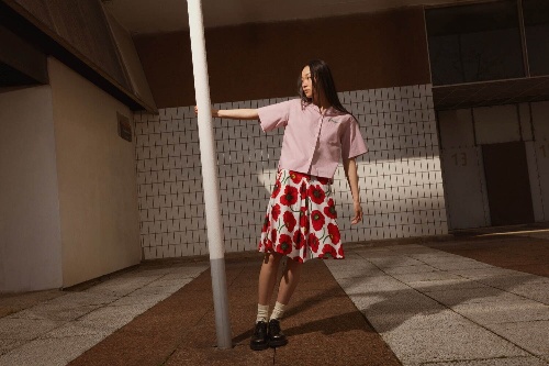 ケンゾーNIGO手がける“ポピープリント”ウェア、ポピーの花の総柄アロハシャツやプリントTシャツコピー ケンゾーNIGO手がける“ポピープリント”ウェア、ポピーの花の総柄アロハシャツやプリントTシャツコピー