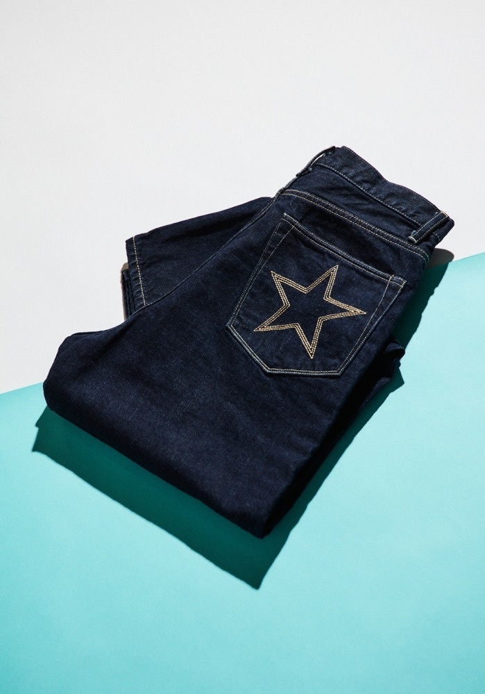 コンバース トウキョウ×KURO“オールスターに合わせるための”別注デニムパンツコピー コンバース トウキョウ×KURO“オールスターに合わせるための”別注デニムパンツコピー