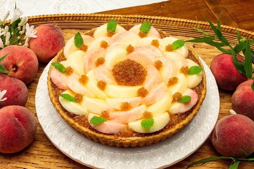 キル フェ ボンが“桃づくし”に!ゴロッと桃&夏フルーツのタルトやピーチティー着想の新作タルトコピー キル フェ ボンが“桃づくし”に!ゴロッと桃&夏フルーツのタルトやピーチティー着想の新作タルトコピー