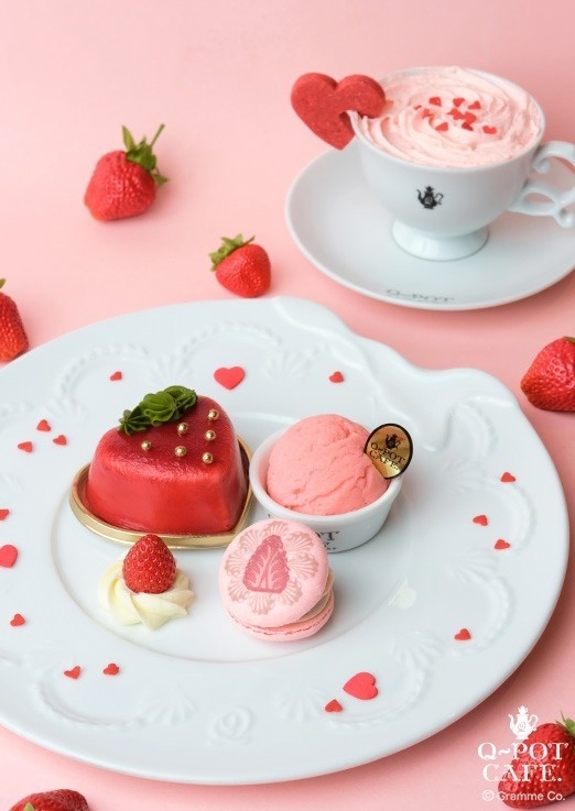 Q-pot CAFE.バレンタイン限定いちごスイーツ、“ハート型”ムース主役のプレート&パフェコピー Q-pot CAFE.バレンタイン限定いちごスイーツ、“ハート型”ムース主役のプレート&パフェコピー