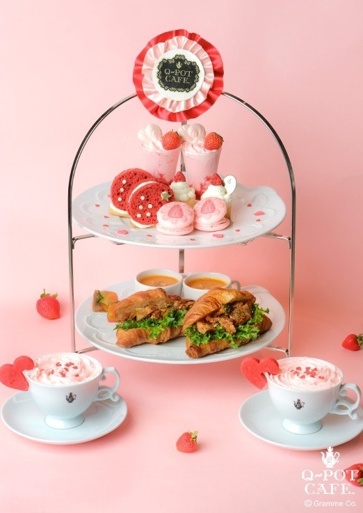Q-pot CAFE.バレンタイン限定いちごスイーツ、“ハート型”ムース主役のプレート&パフェコピー Q-pot CAFE.バレンタイン限定いちごスイーツ、“ハート型”ムース主役のプレート&パフェコピー
