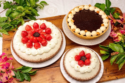 キル フェ ボンのバレンタイン限定タルト、“空浮いちご”ショート&チョコレートのオペラケーキコピー キル フェ ボンのバレンタイン限定タルト、“空浮いちご”ショート&チョコレートのオペラケーキコピー