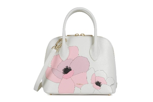 フルラから“マグノリア”の花咲く日本限定バッグ&ウォレット、ピンクの花びらを主役にコピー フルラから“マグノリア”の花咲く日本限定バッグ&ウォレット、ピンクの花びらを主役にコピー