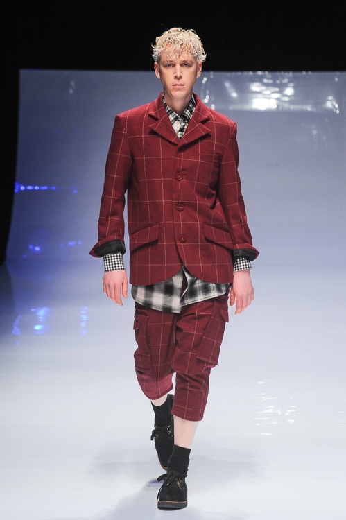 キディル 2014-15年秋冬コレクション - 服の中に閉じ込めたパンクスピリットコピー