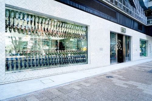 KITHが日本上陸 - 渋谷ミヤシタパークにメンズ・レディス・キッズの旗艦店、ナイキ限定スニーカーもコピー KITHが日本上陸 - 渋谷ミヤシタパークにメンズ・レディス・キッズの旗艦店、ナイキ限定スニーカーもコピー
