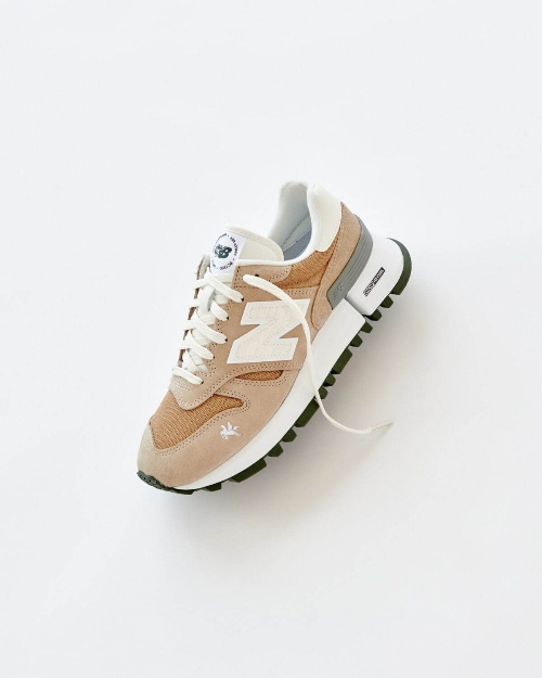 KITH×ニューバランスの新作スニーカー「RC 1300」“KITH”モノグラム入りのNロゴコピー KITH×ニューバランスの新作スニーカー「RC 1300」“KITH”モノグラム入りのNロゴコピー