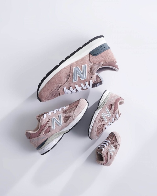 KITHロニー・ファイグ×ニューバランス「990」スニーカー4日連続発売、海水や日傘のような配色などコピー KITHロニー・ファイグ×ニューバランス「990」スニーカー4日連続発売、海水や日傘のような配色などコピー